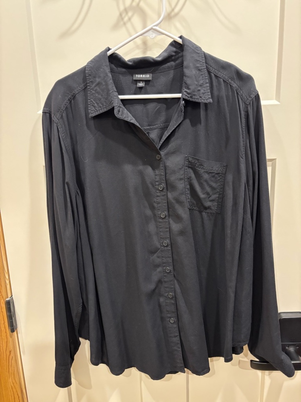 Torrid work anywhere button down - Picture 3 of 3